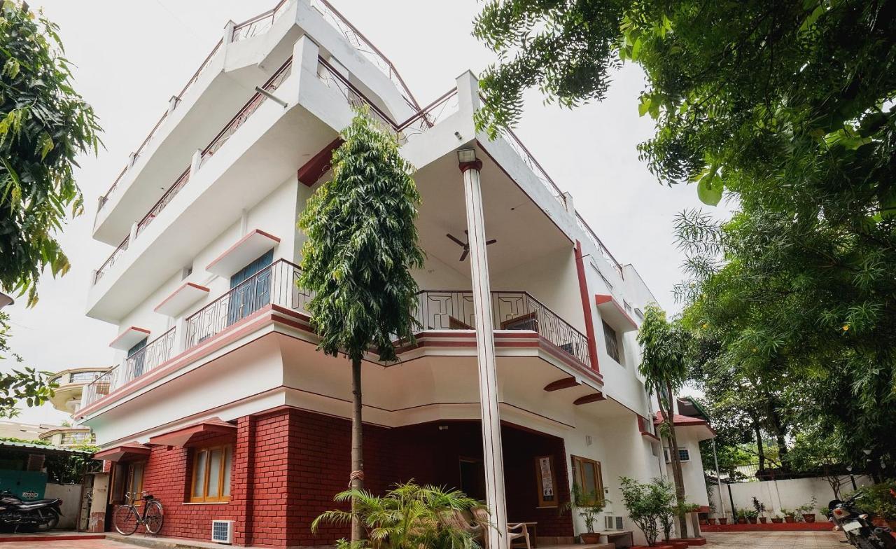 Hotel O Home Gautam Homestay Dehradun Exterior foto
