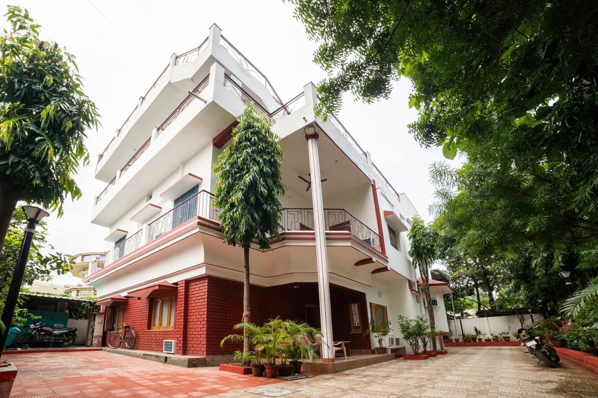Hotel O Home Gautam Homestay Dehradun Exterior foto